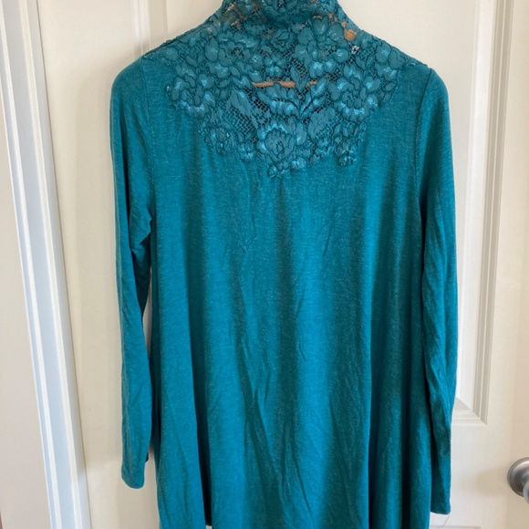 Soft Surroundings Teal Lace Turtleneck Sweater Sz M - Picture 2 of 8